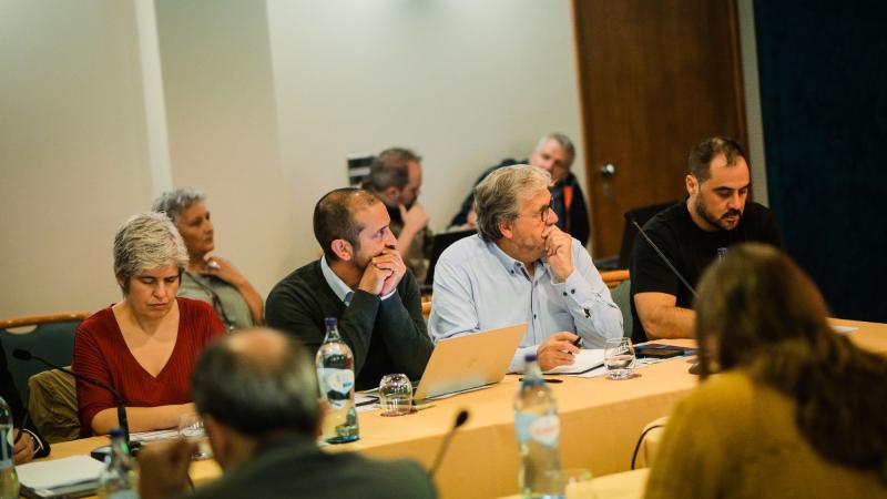 Mesa Redonda «Situação económica, Constituição da República e o futuro do País»